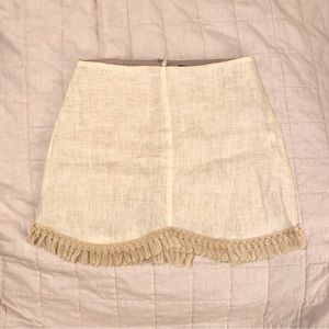 Vintage Reformation linen mini skirt with fringe. Light beige color. XS